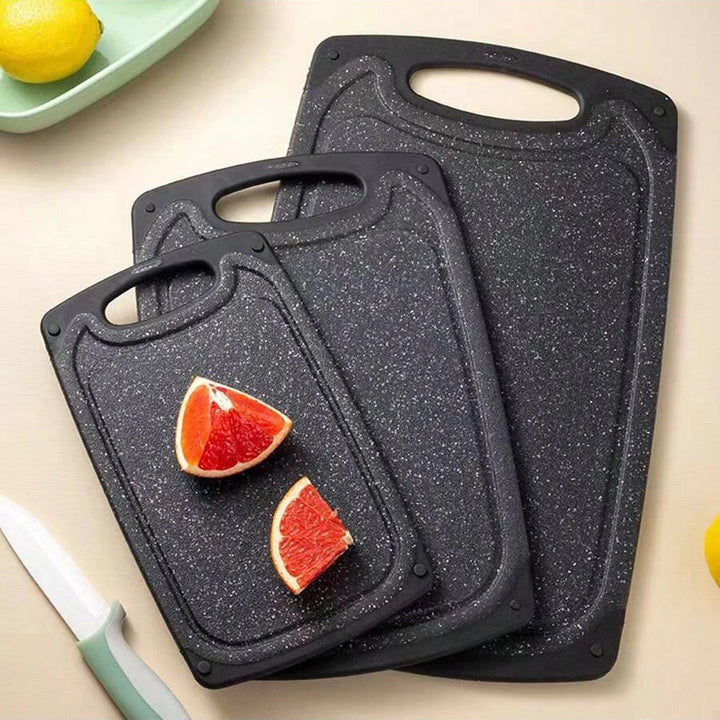 Grain & Grip Cutting Board