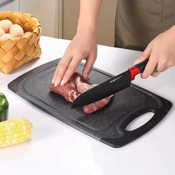 Grain & Grip Cutting Board